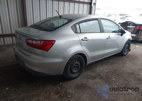 2016 Kia Rio Lx z USA, uszkodzony, nr VIN KNADM4A38G6637034